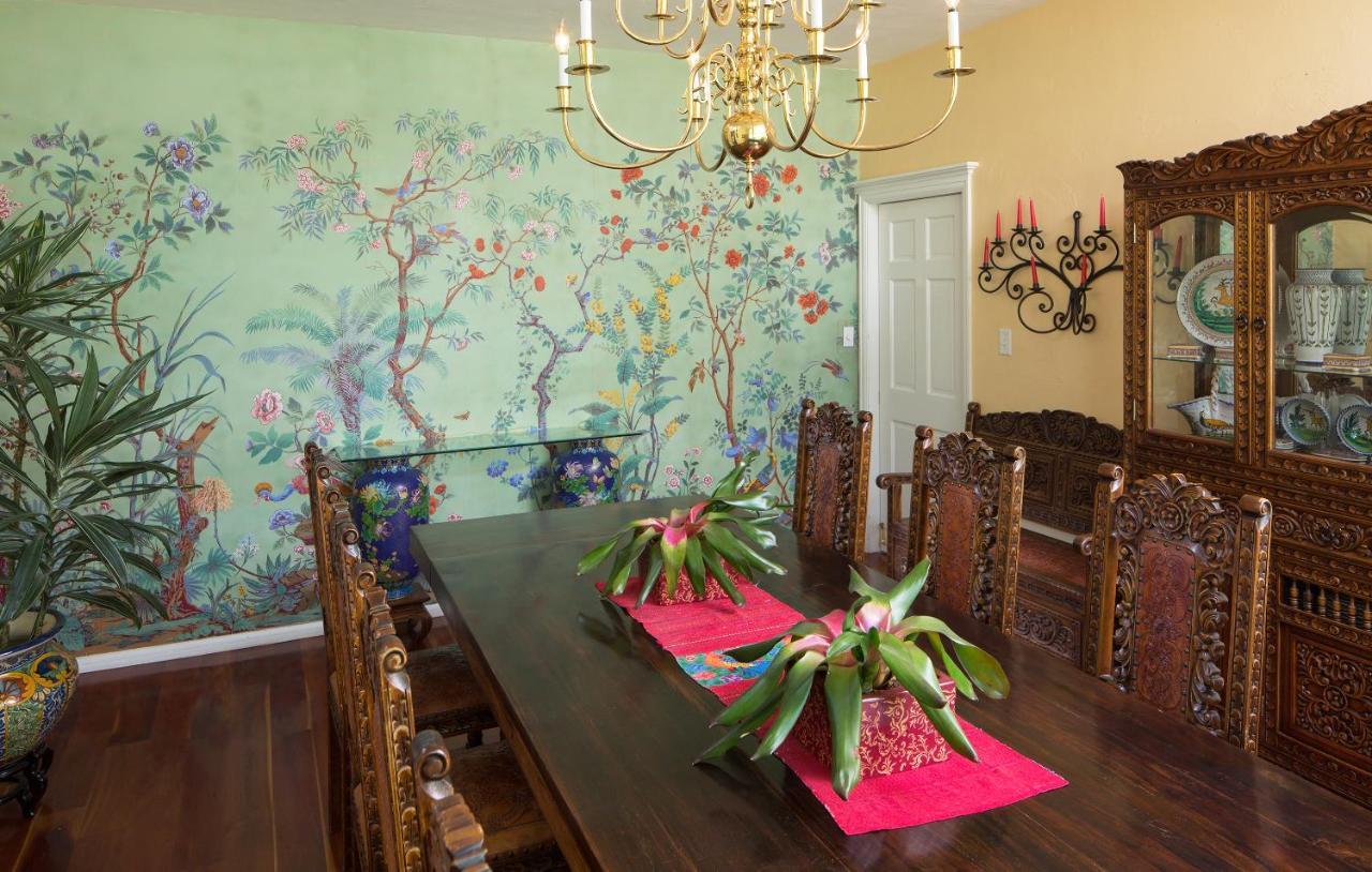 Casa Blanca Inn And Suites Фармингтън Екстериор снимка